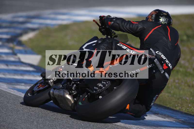 /Archiv-2024/01 26.-28.01.2024 Moto Center Thun Jerez/Gruppe rot-red/backside